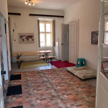 Atilla Empire Albergue